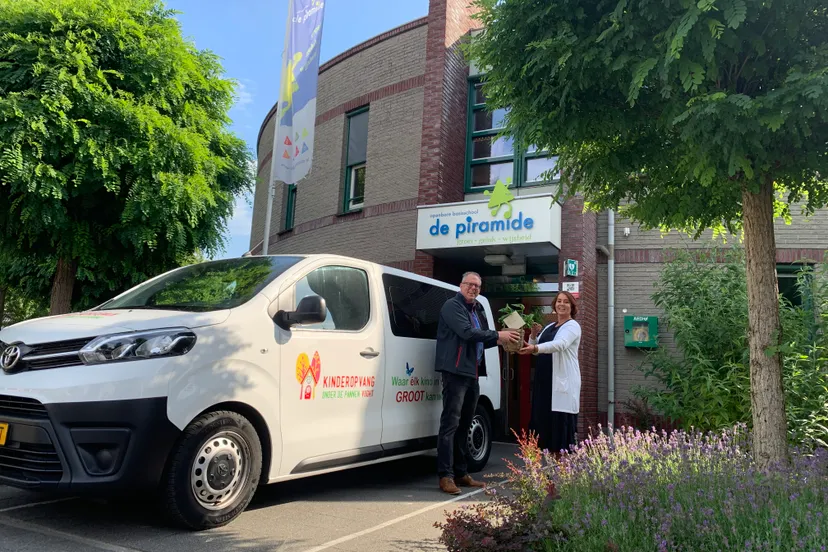 foto samenwerking de piramide