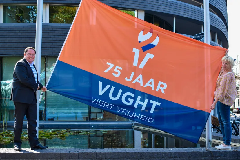 foto vlag vught viert 75 jaar christian tomassen 6