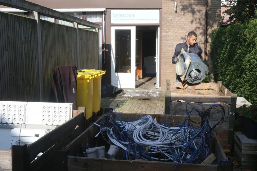 hennepkwekerij helvoirt 3