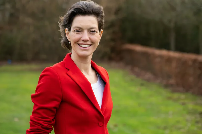 henriette van hedel scaled