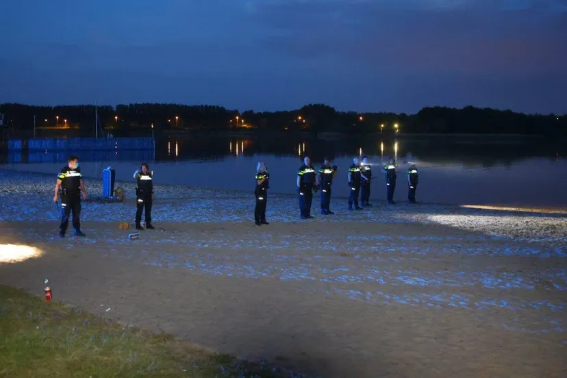 ilegaal strandfeest den bosch 8