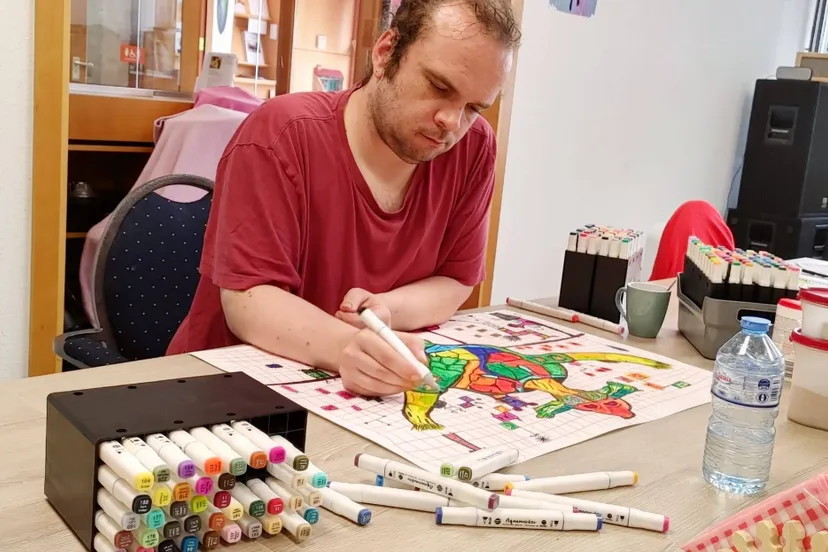 johannes aan het werk op atelier morrison foto nina siri jonker