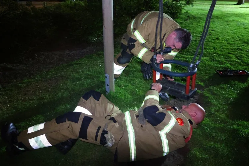 kind 17 vast in schommel 5