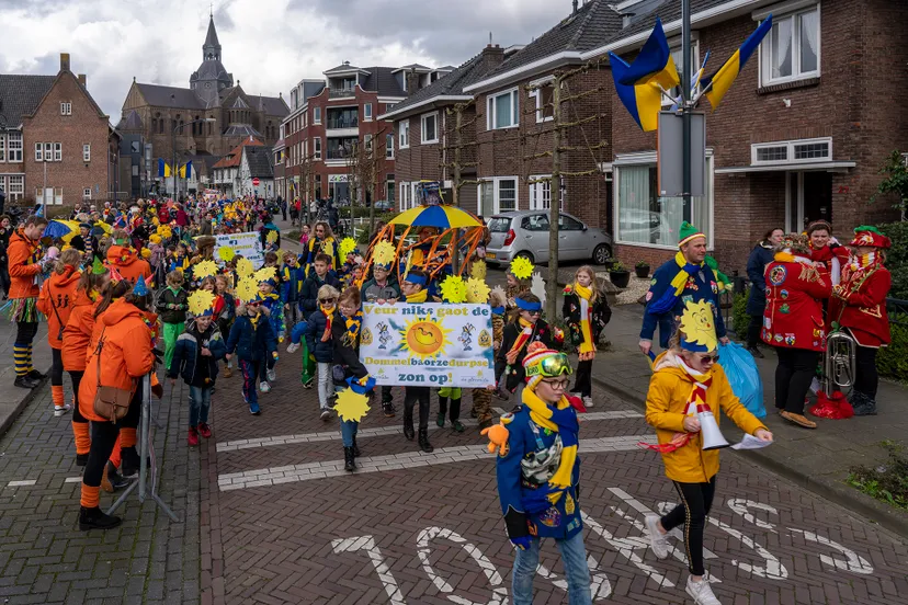 kleine en grote optocht 0054