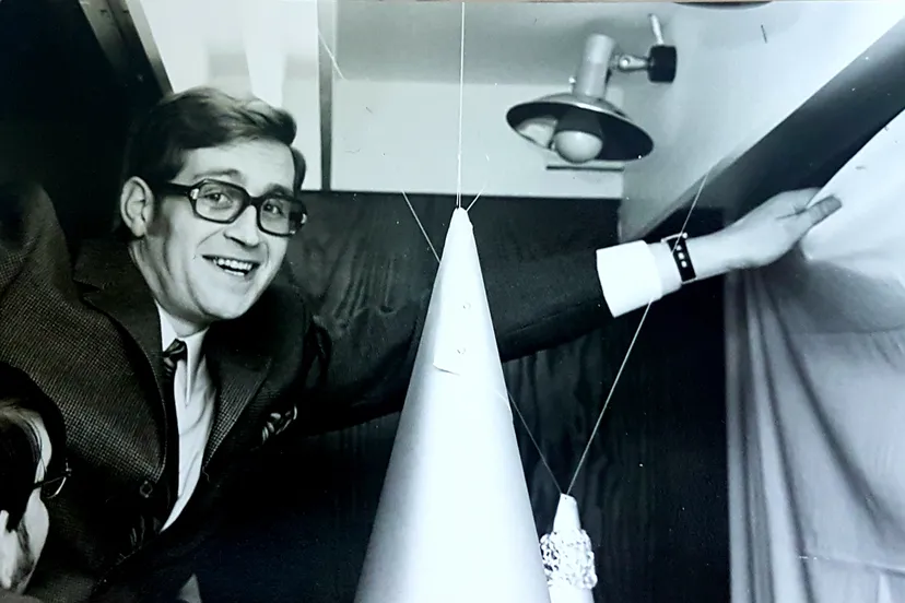 officile opening optiek van de kamp 1970