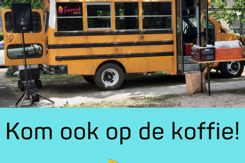 op de koffie