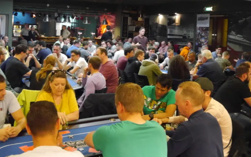 poker series den bosch 915x518