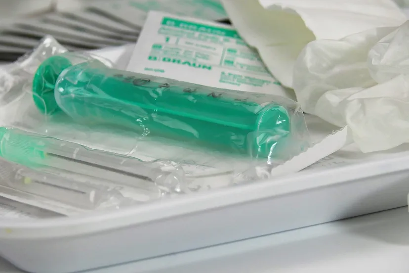 syringe 1574486 1280