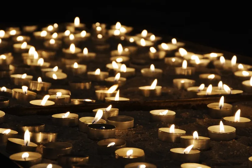 tea lights 1901005 1280