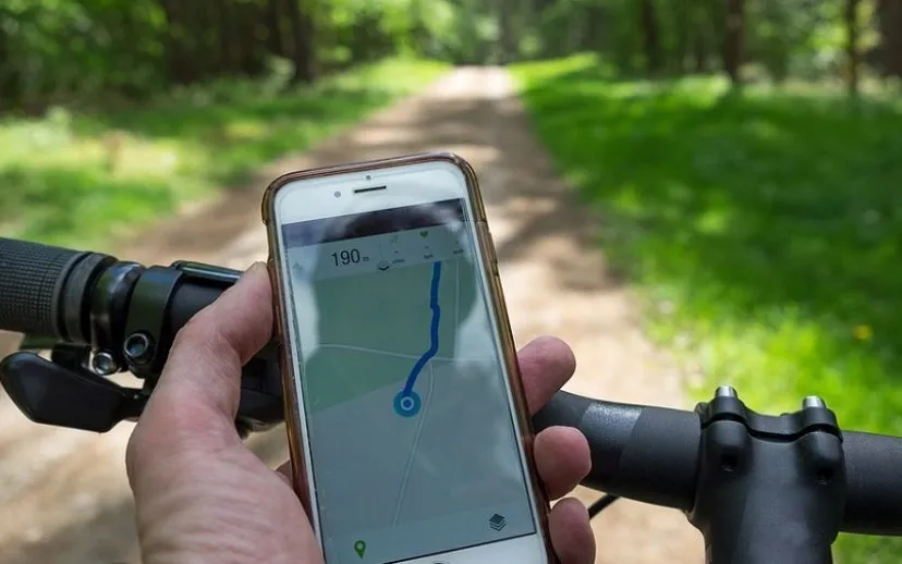 telefoon fiets 915x518