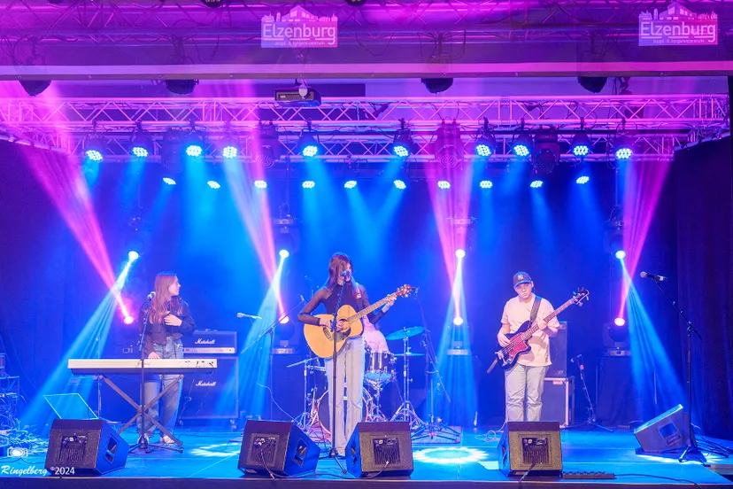 tune out event 26 april 0003