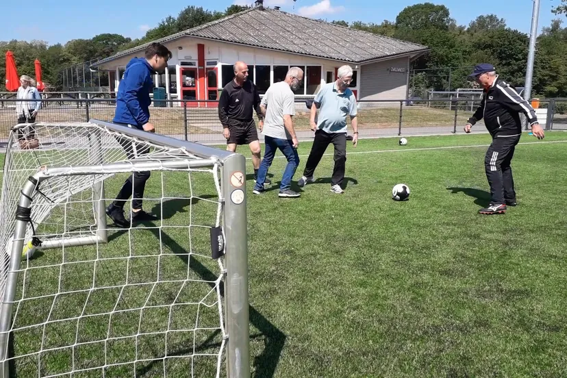walking football 3