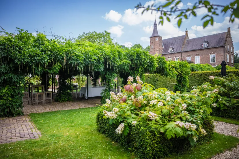 2 kasteel maurick manola van leeuwe