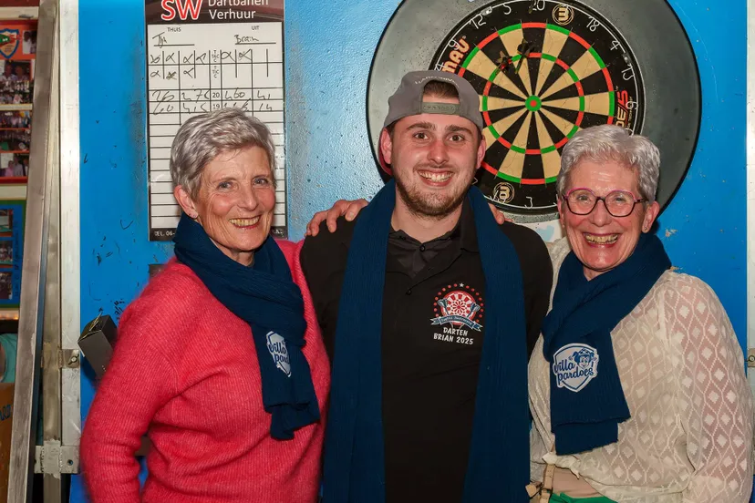 het vughts duurrecord darten 2025 zaterdagavond 0240