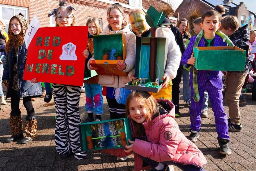 2025 02 27 meesters multi media fotos optocht school keiespellersdurp helvoirt7