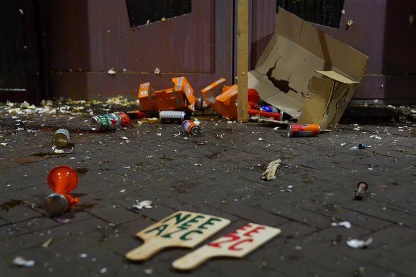 2025 03 21 meesters multi media fotos schade na demonstratie gemeentehuis sint michielsgestel2