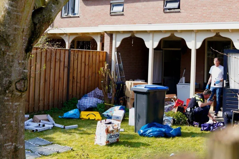 2025 03 24 meesters multi media fotos hennepkwekerij in woning weegbree helvoirt7