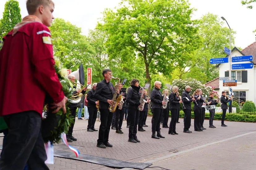 2025 05 04 meesters multi media fotos dodenherdenking helvoirt3