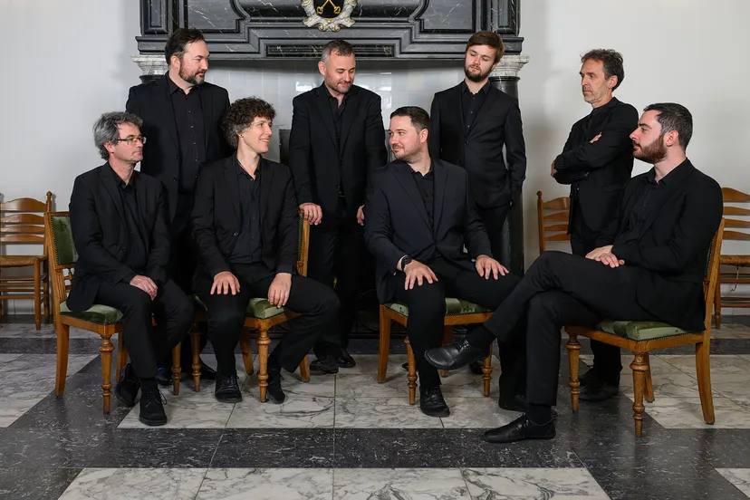 8038cbf8 9b5b f736 e792 ec0414c74802