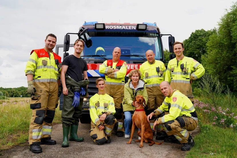 2025-07-16_Meesters_Multi_Media_Foto`s_Hond_Te_Water_Berlicumseweg_Rosmalen1