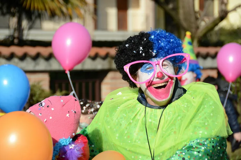 260212 RR OPWARMER CARNAVAL