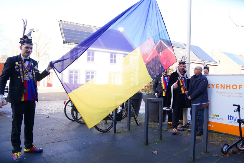 f489a703-5e6c-424b-99c2-411f8c4f17ee