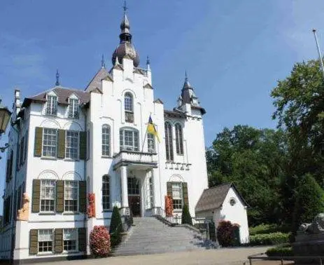 Raadhuis-Vught-1-e1523974531106-1