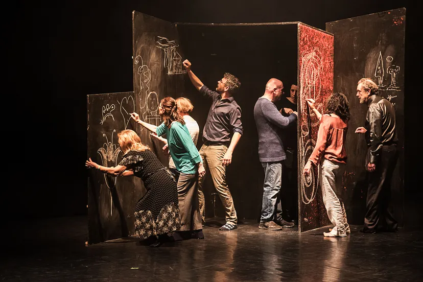 2 empty floor ph carla falconetti