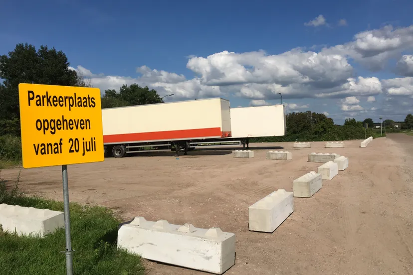 20072020 truckparking 0011