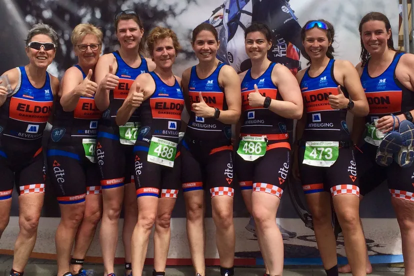 2019 06 08 de twee damesteams van tlv de langstraat na de finish in weert