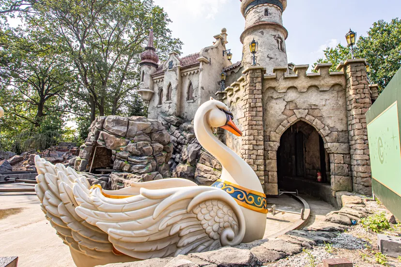 201908270022b de zes zwanen 2