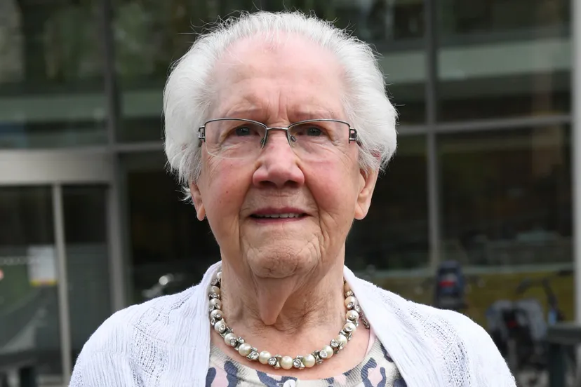 20210428 waalwijk ko jst5398a