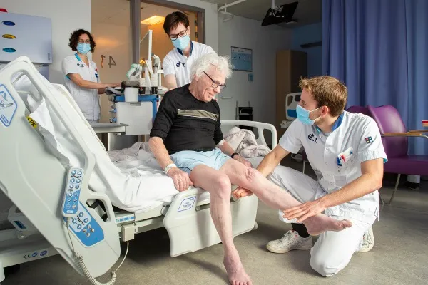 2b57e5de aff7 4fb0 95a0 1f602aa275ed