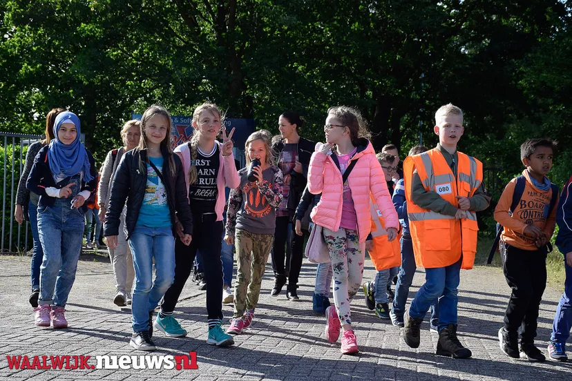 35032810431 b1b77f3241 b