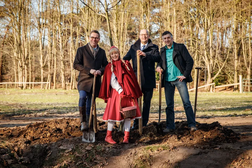 eerste schop in de grond