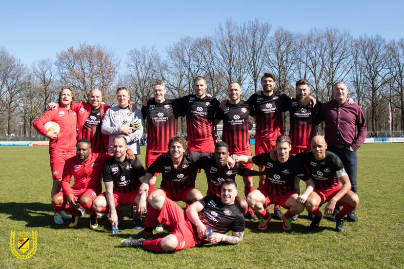 fc de rebellen 2 van 4
