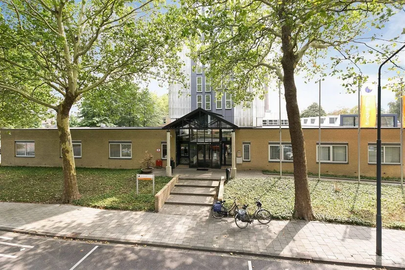 foto 1 ingang ggz kasteellaan waalwijk