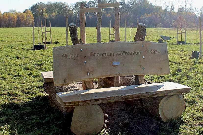 groenlinksafwaalwijk40jaar bank03