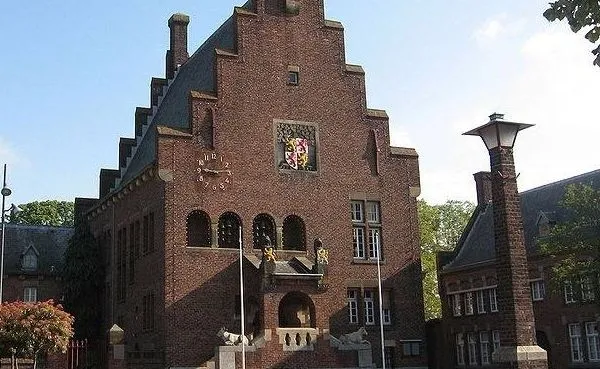 huis van waalwijk