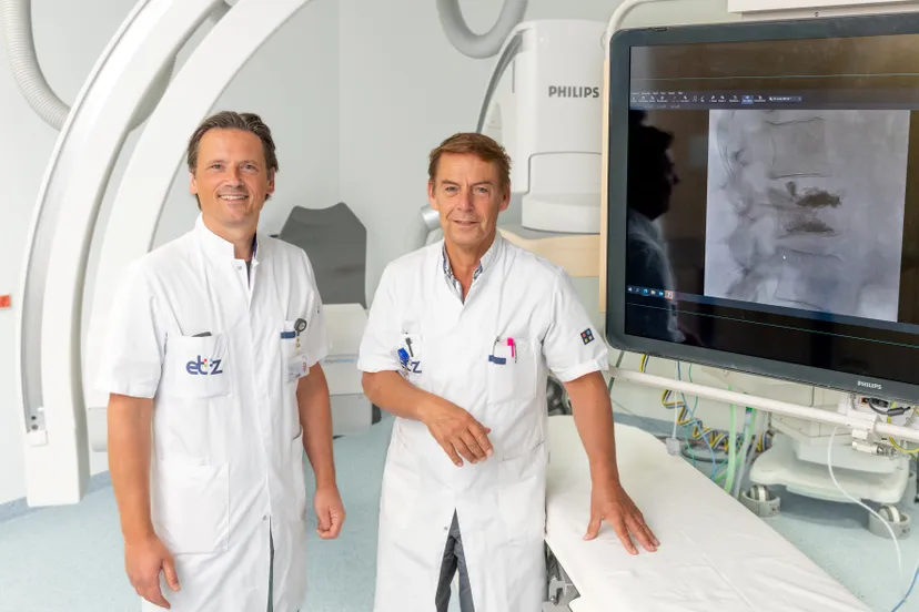 interventieradiologen etz dr alexander venmans en dr paul nm lohle vertebroplastiek 9578 003