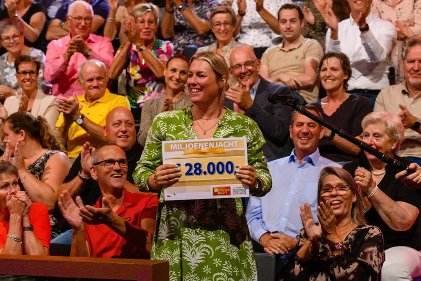 manon uit loon op zand wint 28000 euro in miljoenenjacht scaled