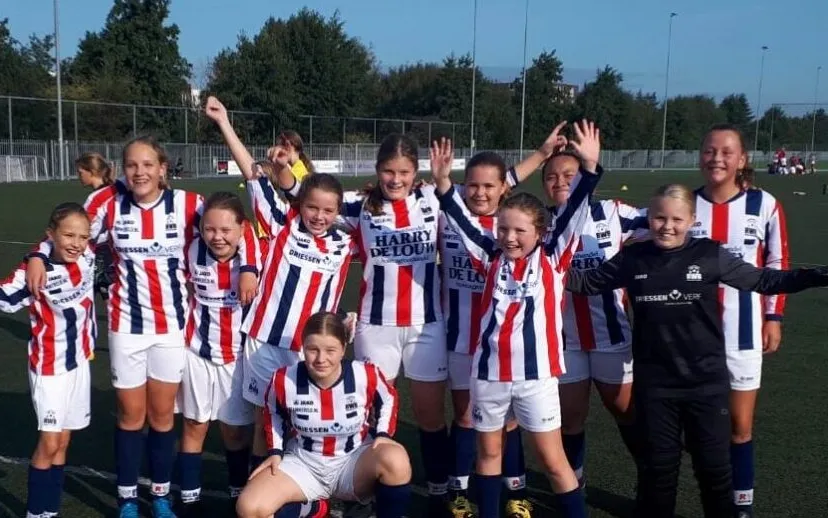 meiden mo13 1 915x518 1