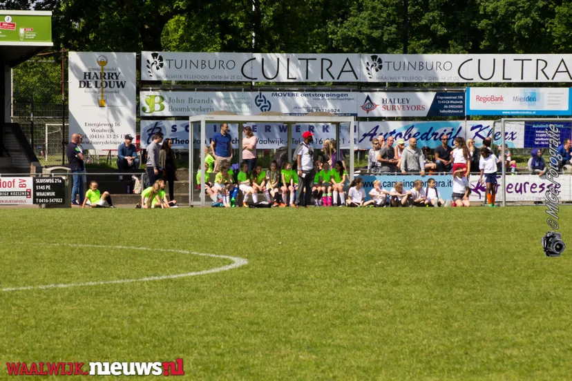 pvc schoolvoetbaltoernooi 2018 1 van 24