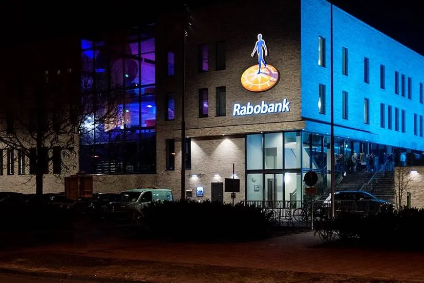 rabobank by night