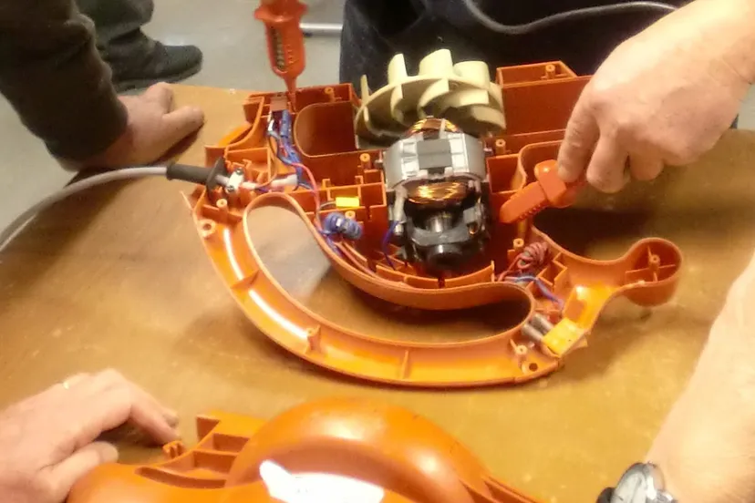 repair cafe tuingereedschap 2