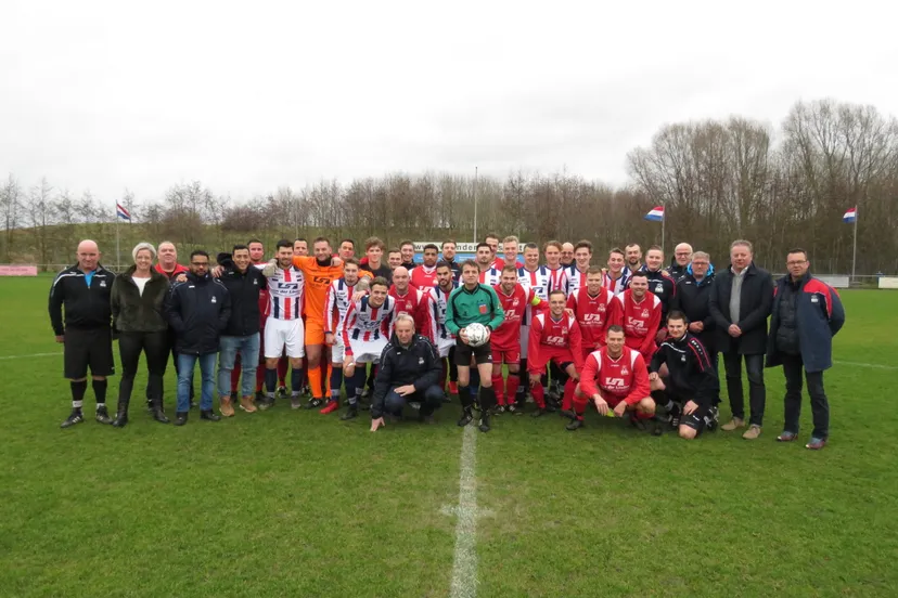 rwb 1 kampioens elftal 2014 2015a