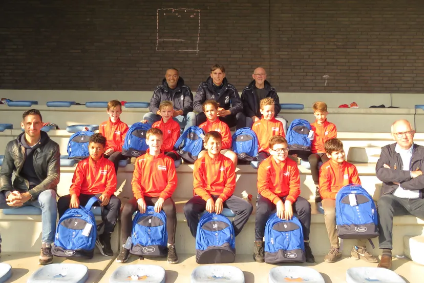 tassen en shirtjes voor rwb jo11 1