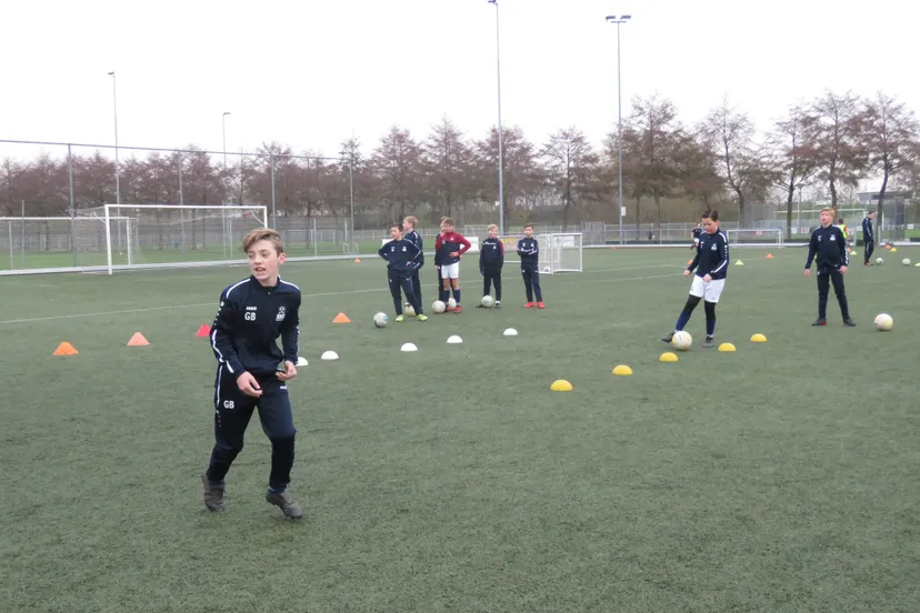 voetbalclinic 27 3b