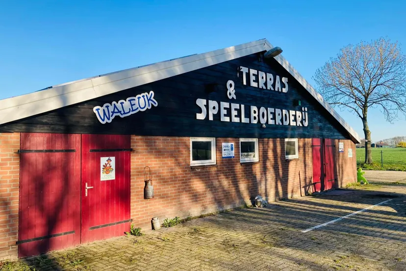 voorgevel speelboerderij waleuk
