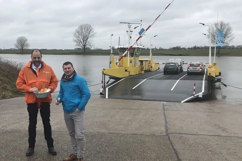 vreugdenhil en van zelst bij veer 002